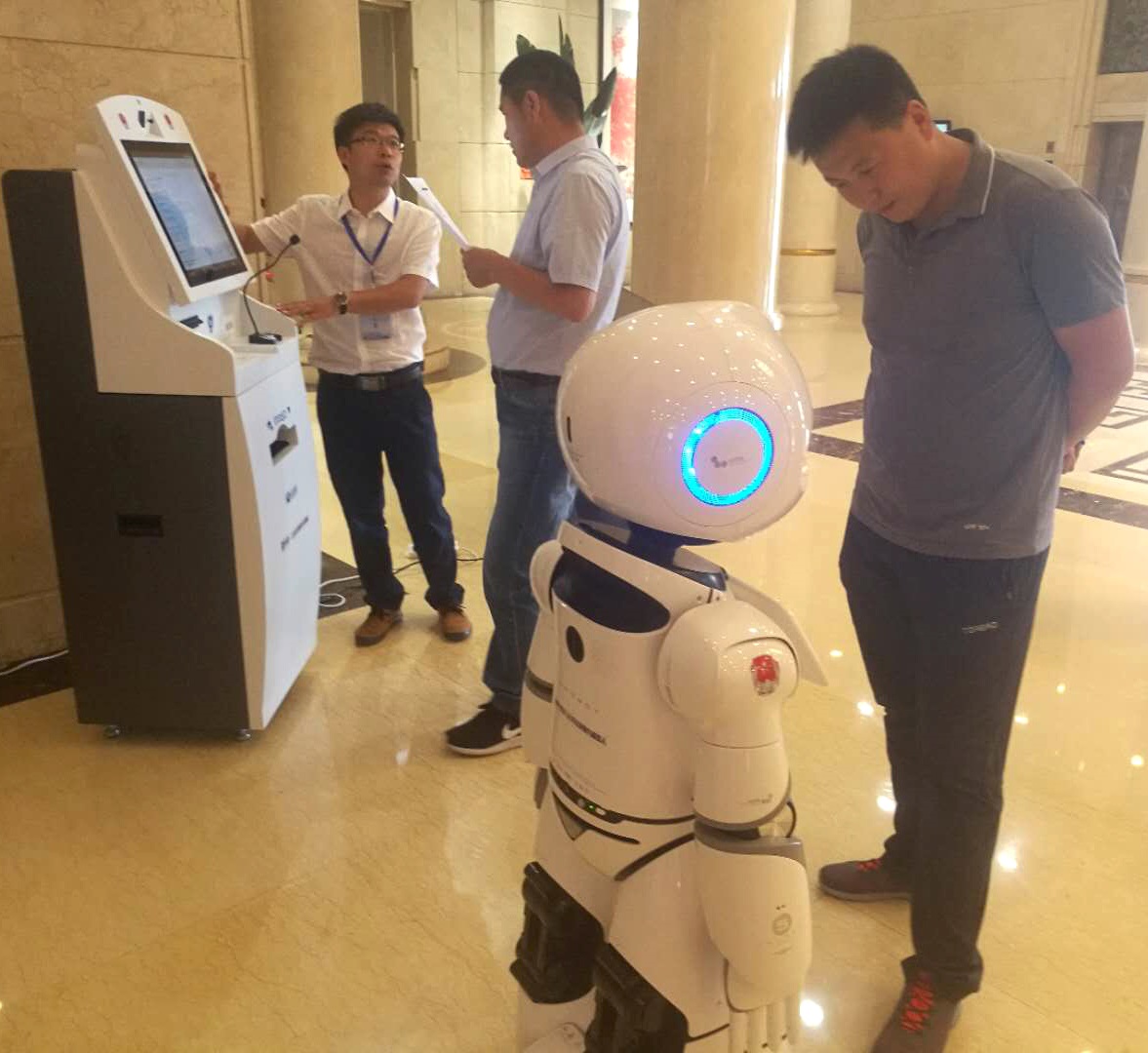 小律智能公共法律服務(wù)終端亮相吉林省司法行政系統(tǒng)推進(jìn)“123”工程活動培訓(xùn)班